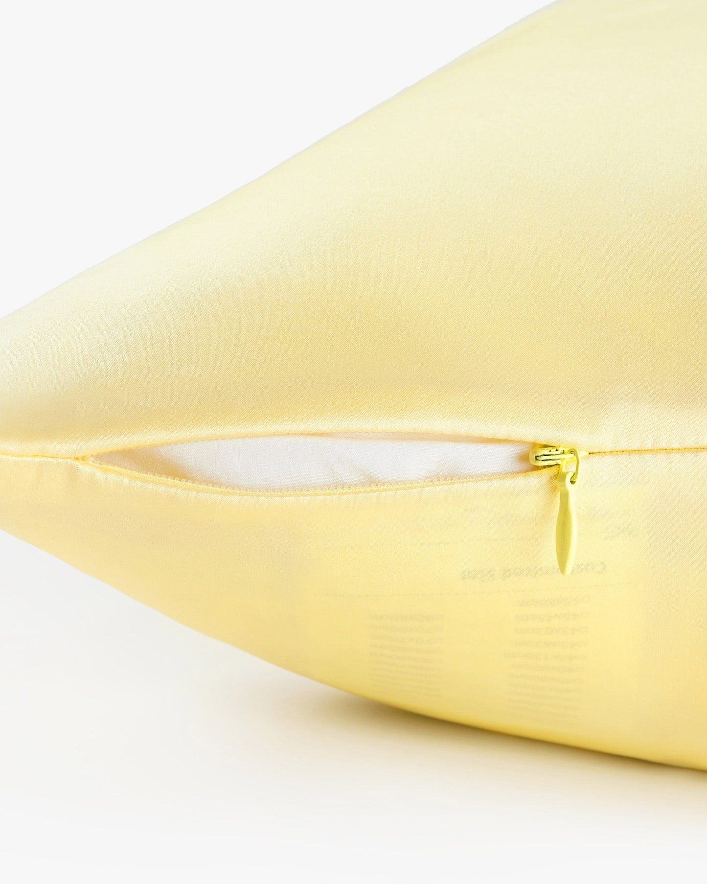 LILYÁUREA™ Non-Colorants Golden Silk Pillowcase