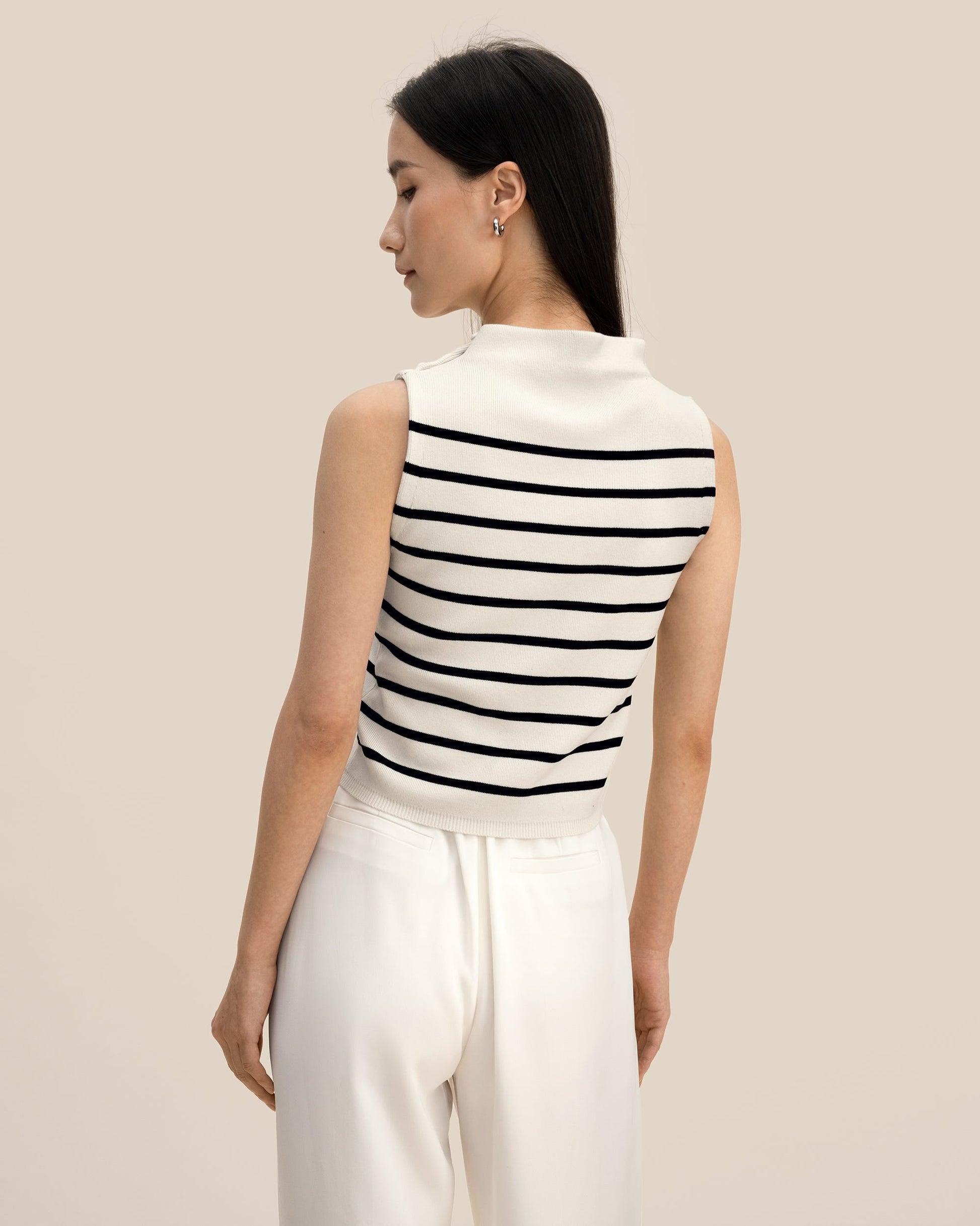 #color_white-with-black-stripes