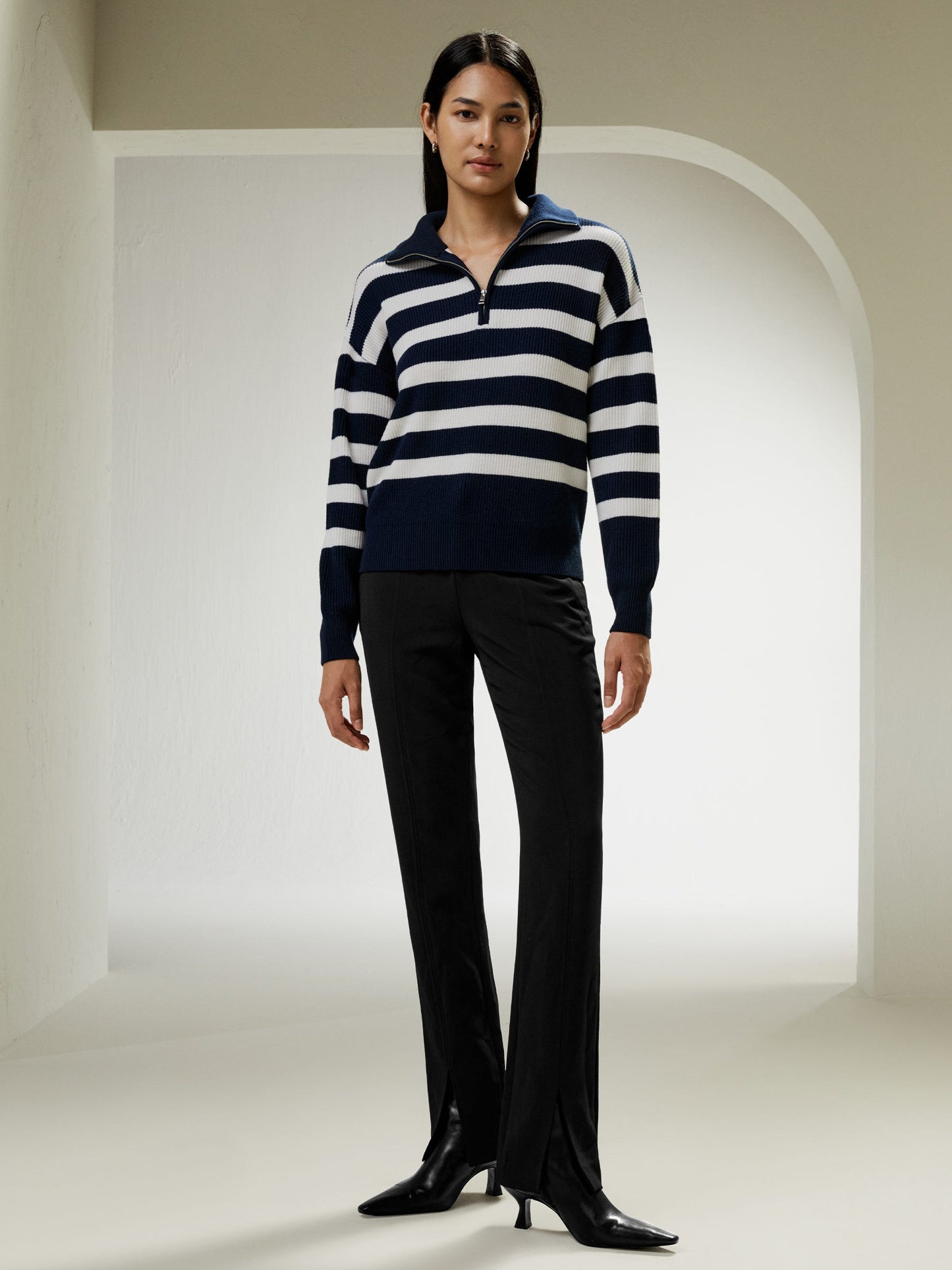 #color_navy-blue-with-white-stripes