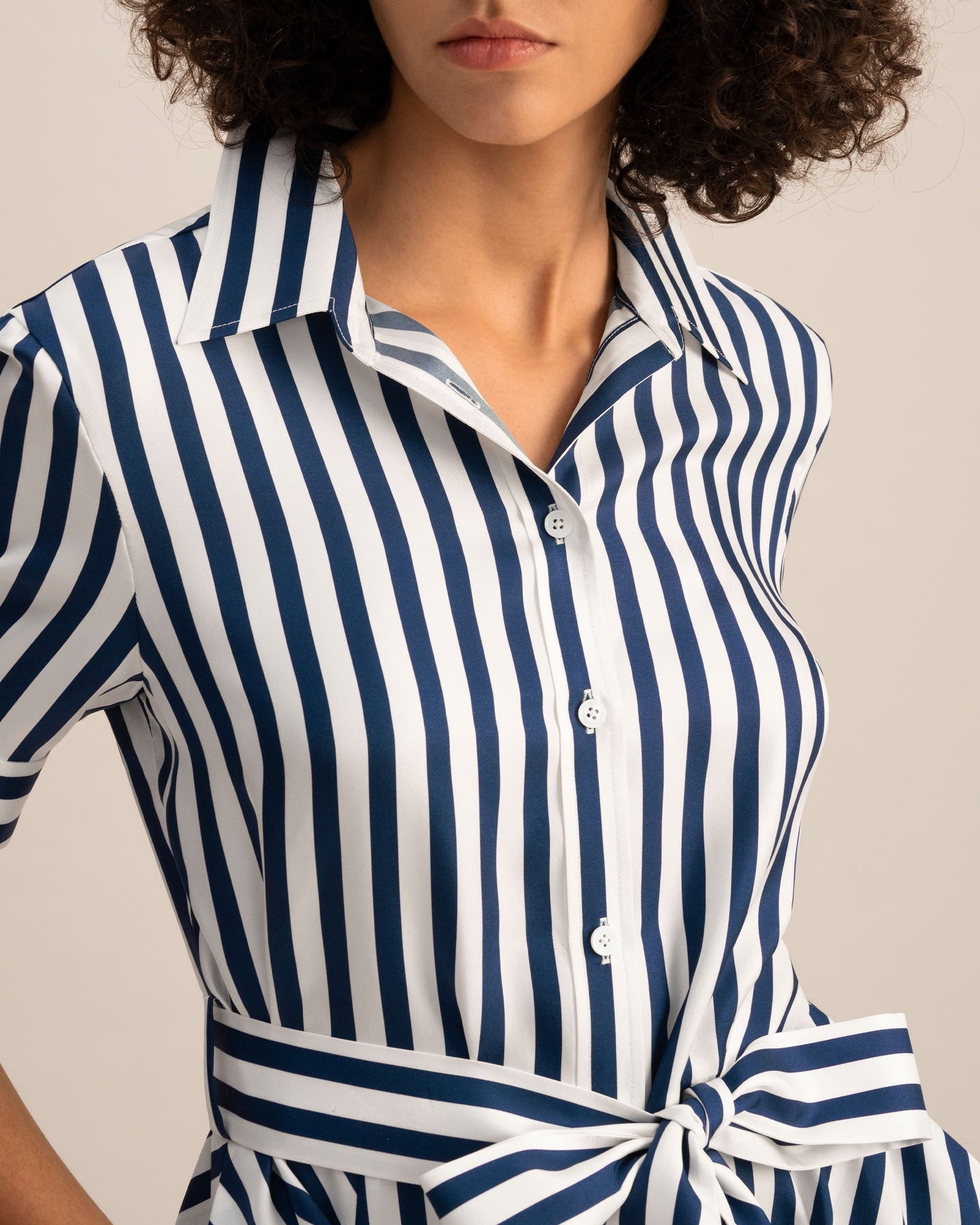 #color_blue-white-pinstripes